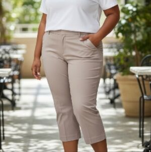 Mixit Women's Beige Capris Size 16